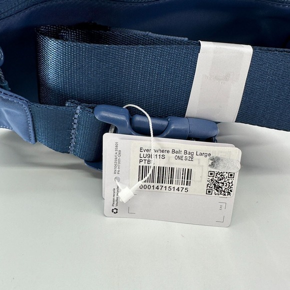 Lululemon Everywhere Belt Bag Large PTBL Pitch Blue NEW 2 Liter - Picture 7 of 8